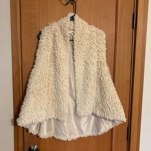 Fun, Sleeveless swing jacket, i joah beige lined.